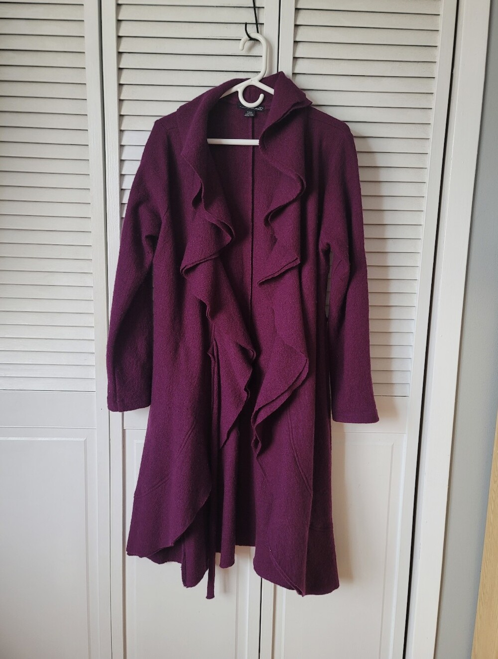 WILLI SMITH Plum Ruffled Open Wool Cardigan, Size M